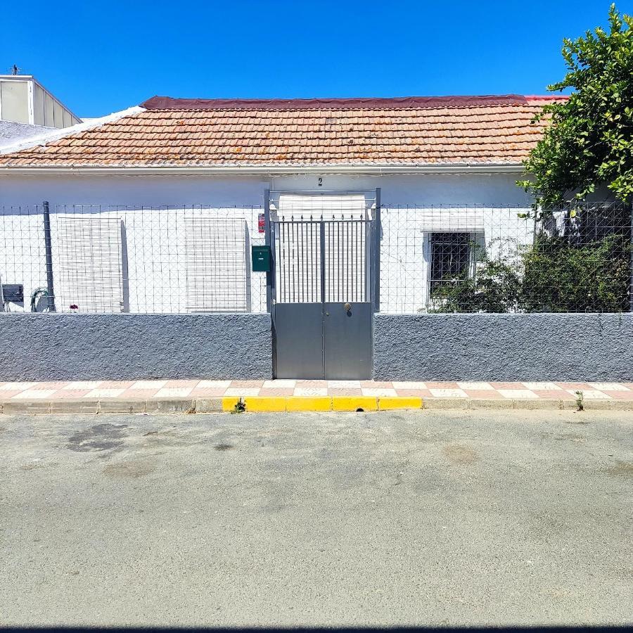 فيلا Munigua House Villanueva del Rio y Minas المظهر الخارجي الصورة