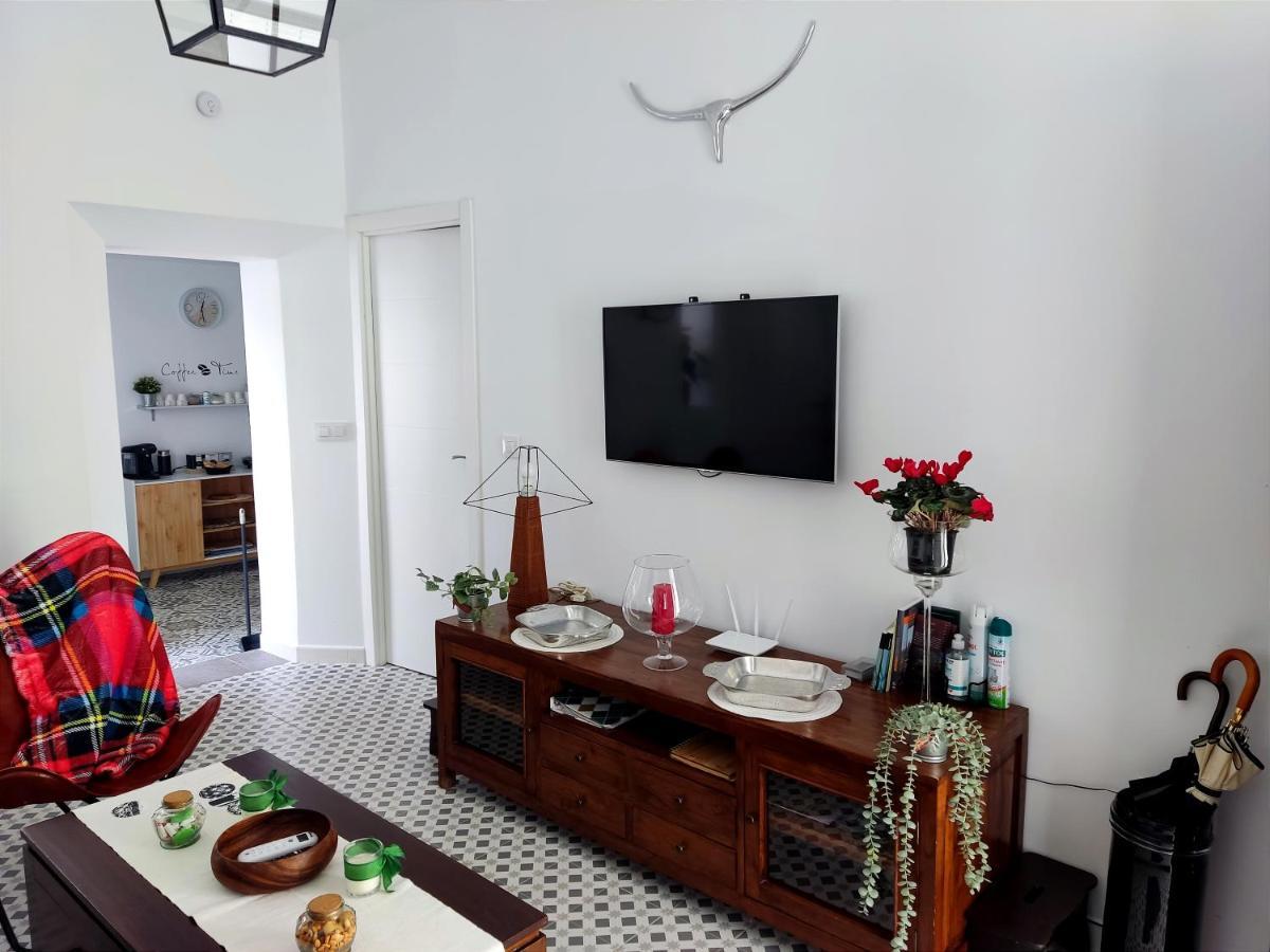 فيلا Munigua House Villanueva del Rio y Minas المظهر الخارجي الصورة