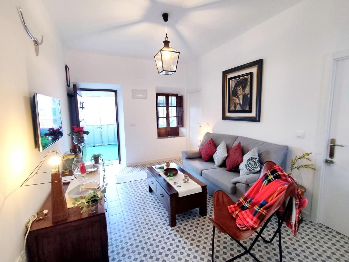فيلا Munigua House Villanueva del Rio y Minas المظهر الخارجي الصورة